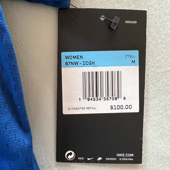 Darius Shaquille Leonard - Indianapolis Colts Jersey - Women’s - Picture 2 of 6